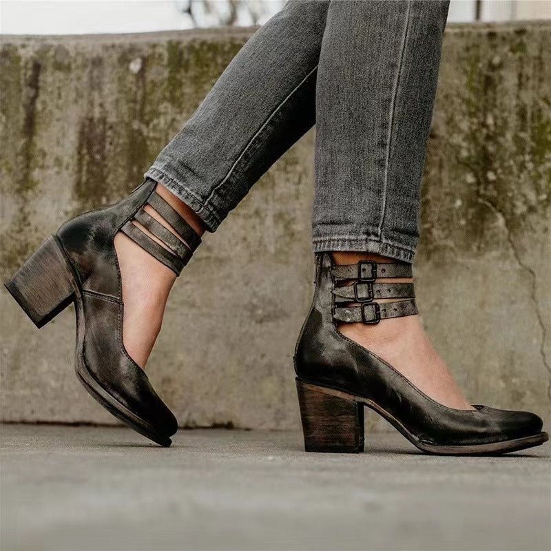 Vintage Ankle Strap Heels "Léa"