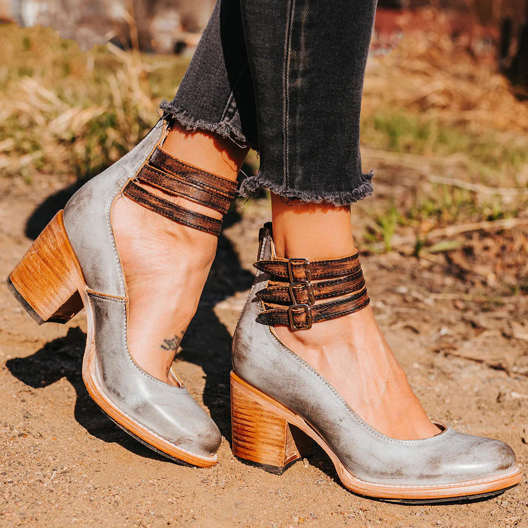 Vintage Ankle Strap Heels "Léa"
