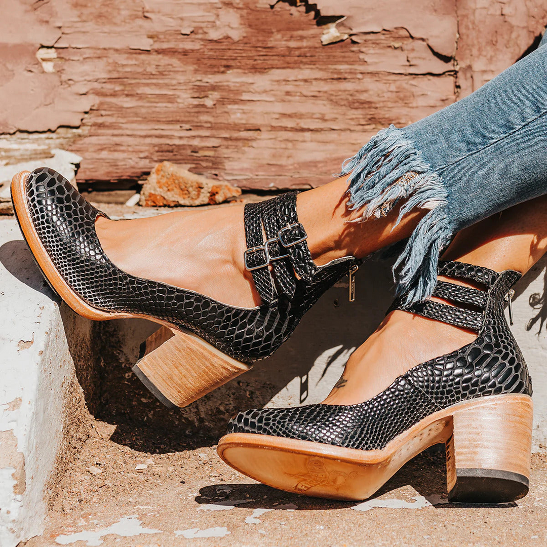 Orthopedic Ankle Strap Heels "Yara"