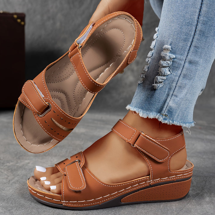 Orthopedic Sandals "Chloé"