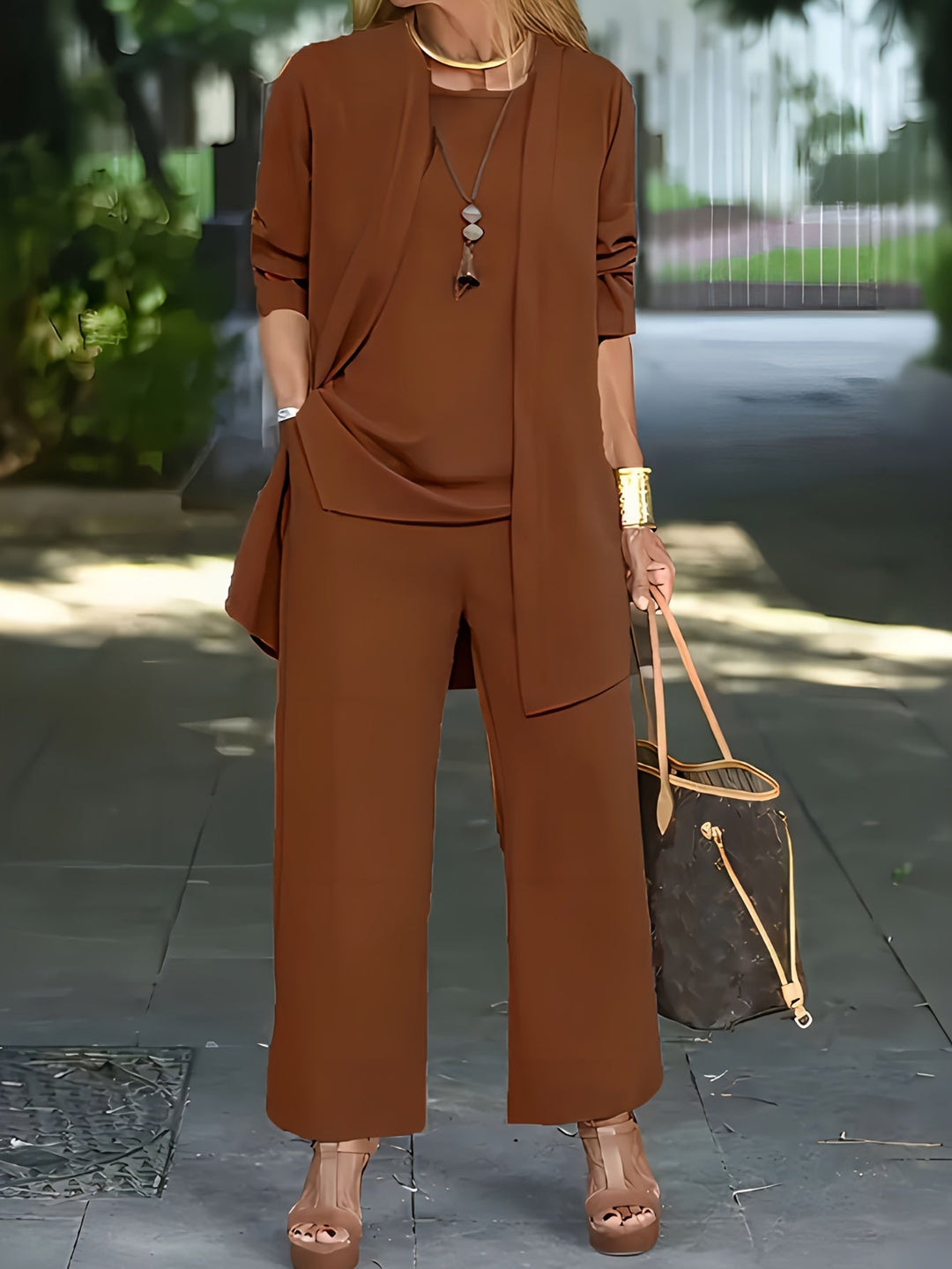 Three-Piece Set "Oliviae"