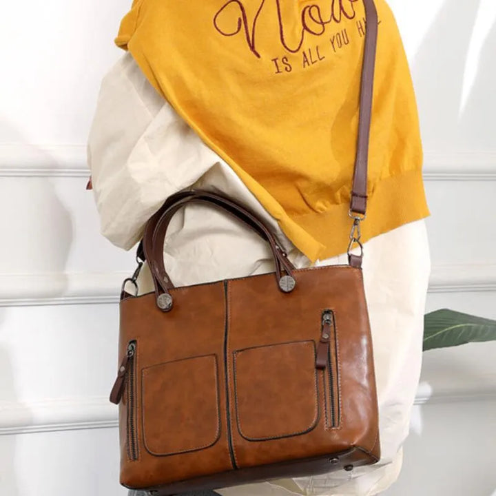 Leather Shoulder Bag "Julia"