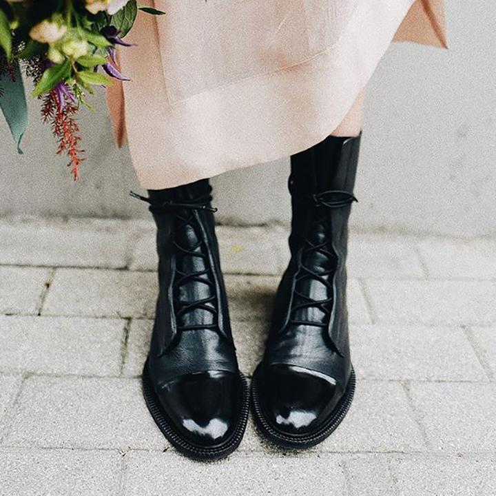 Ergonomic Boots "Luna"