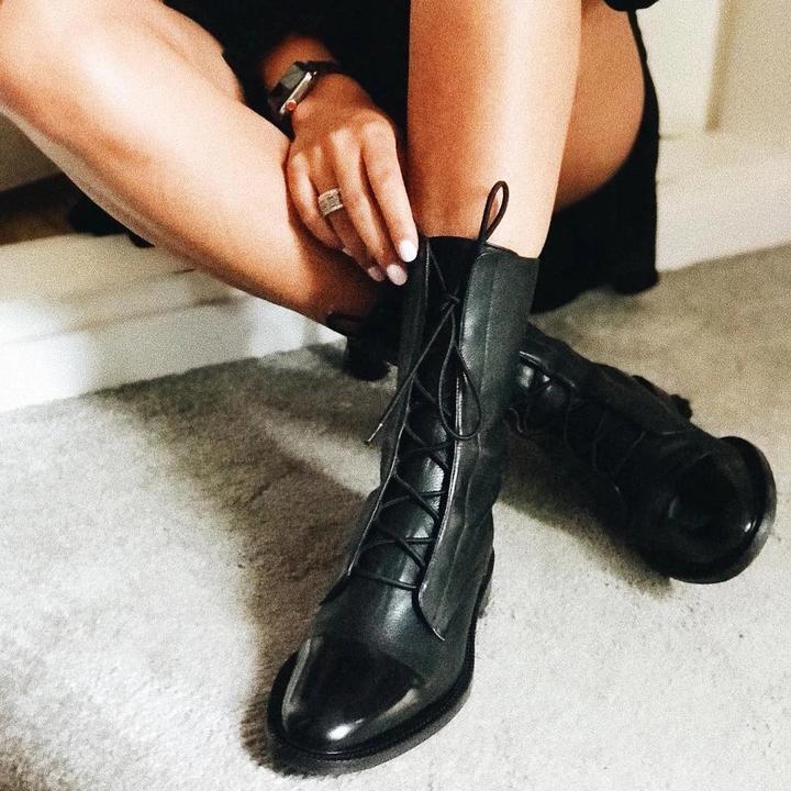 Ergonomic Boots "Luna"
