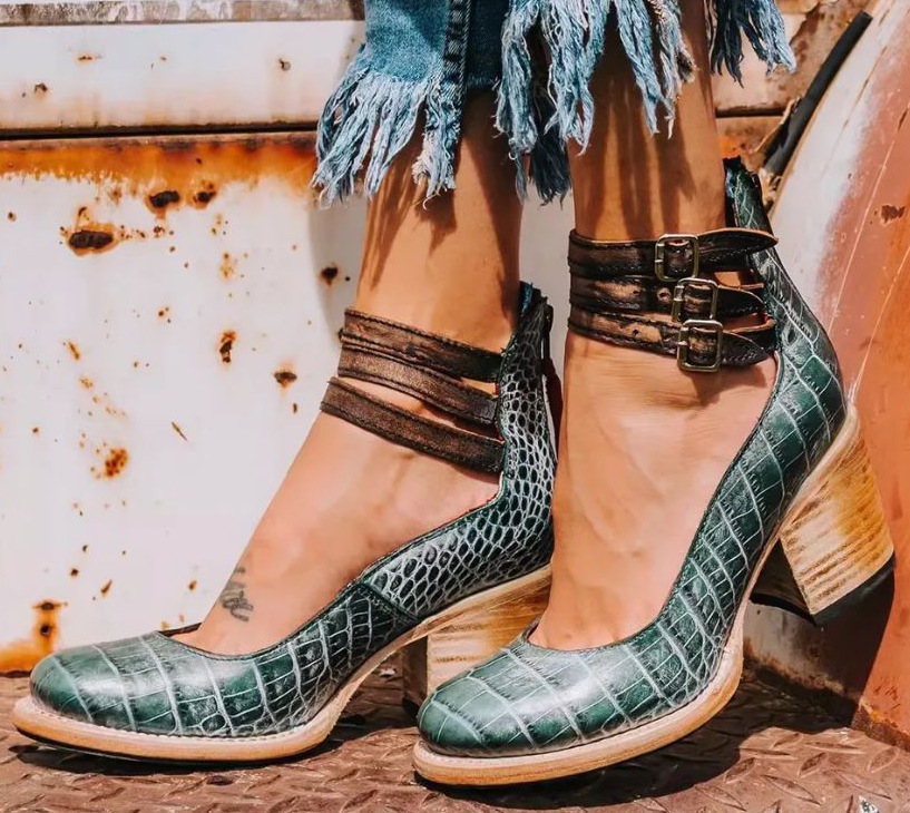 Orthopedic Ankle Strap Heels "Yara"